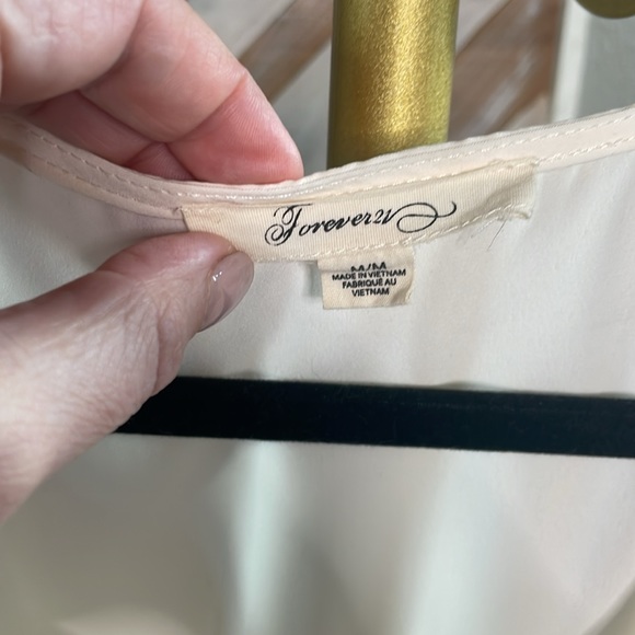 Forever 21 cream and black dress size medium - Picture 4 of 5